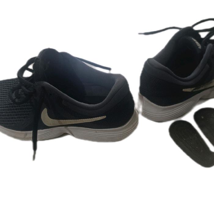 Sepatu Nike Wanita Running Jogging (second) model lama Shoes Sport Cewek Olahraga Sneakers