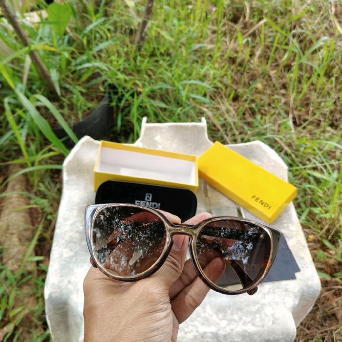 Fendi Kacamata Sunglasses FF 0136/S Ruthenium Havana dengan Box Original dan Kemasan Eksklusif