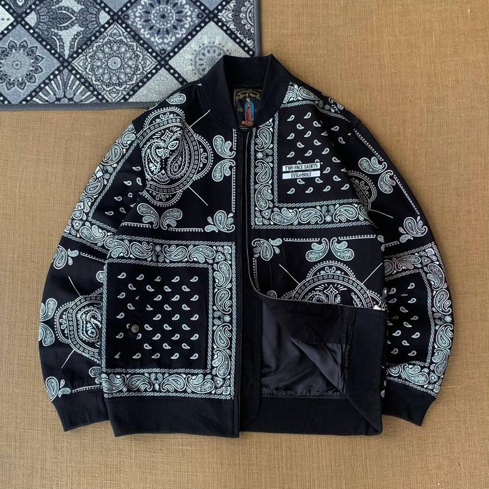 jaket Saintpaint Kanvas size M (seperti baru) 100% original 220626J