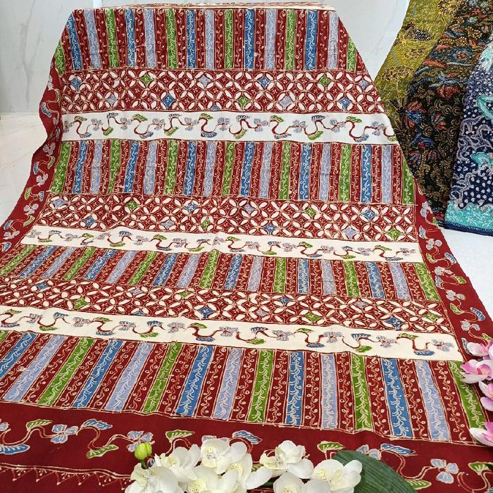 Kain batik tulis lasem klasik ,batik tulis bahan kemeja ,berjarik dll ,batik tulis lasem original
