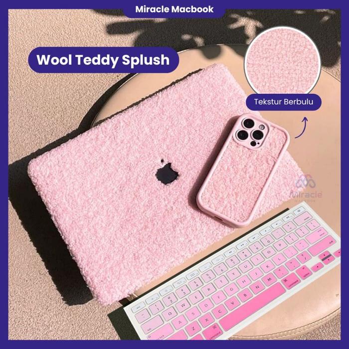 Pastel Pink MacBook Texture Wool Teddy Plush Pink Case Macbook With Keyboard Case with Logo Cut Out 