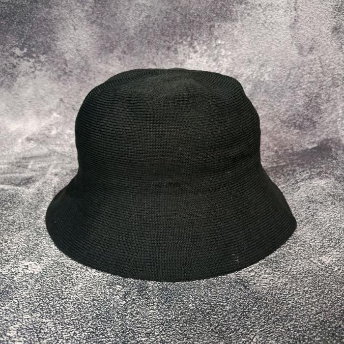 Digidegu Bucket Hat Uniqlo Bahan Knit