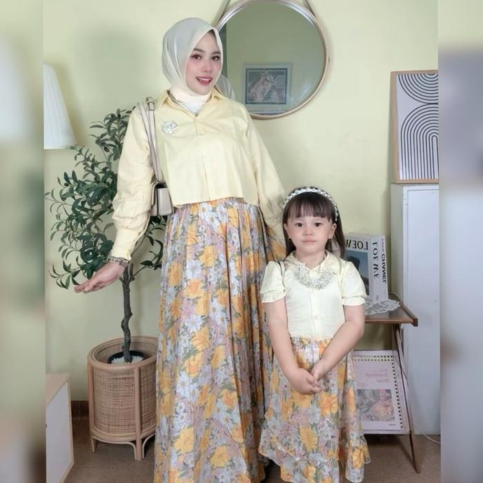 ALS ~ KEIKO One Set Rok Bahan Rayon Twill Motif Bunga koreaan style Anak Perempuan Usia 6 Bln-8 th A
