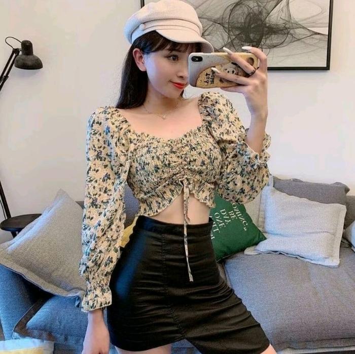 Evelyn Floral Elastic Crop Top