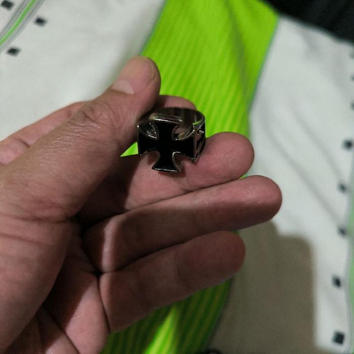 Cincin Gothic Cross stainless Stell preloved