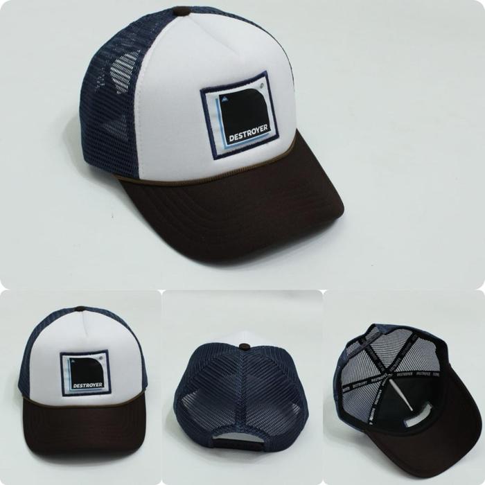 Topi Destroyer Trucker Hitam Putih dengan Desain Kotak dan Jaring Nyaman untuk Gaya Harian