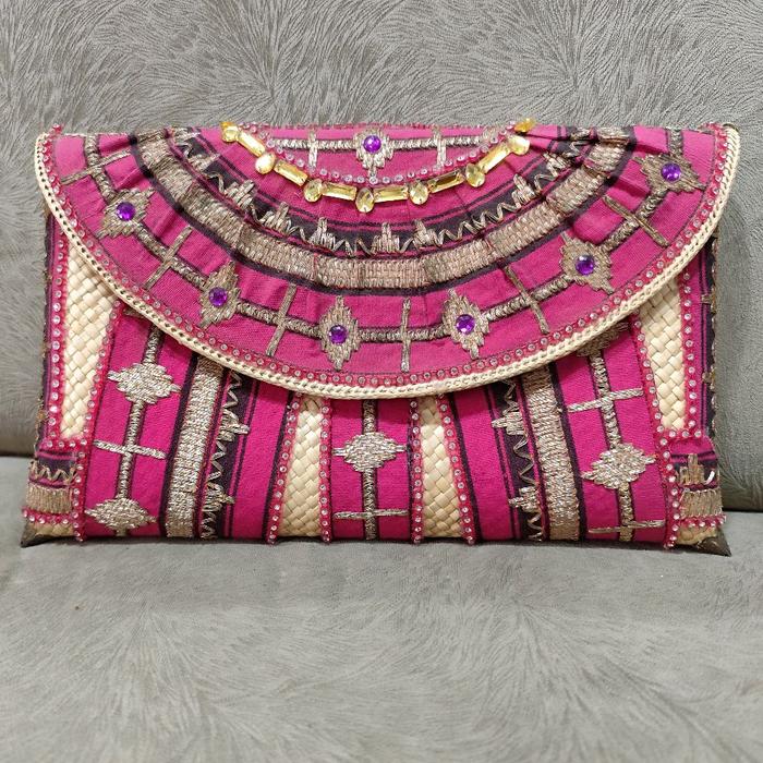 Tas / dompet selempang Tapis Lampung Vintage handmade klasik dengan tali rante   ukuran 33 cm X20cm