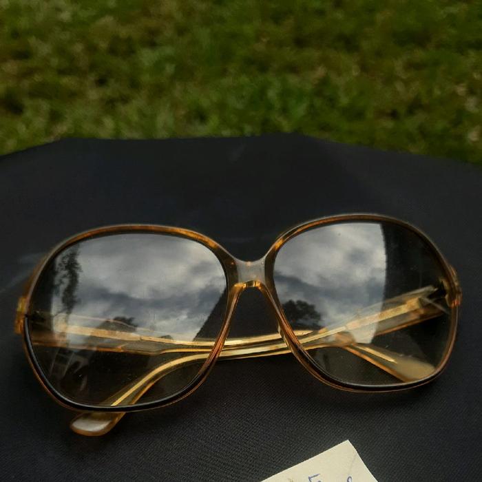 KACAMATA IMPORT VINTAGE era 80's Bisa buat cewe cowo Lensa netral Gradasi Color ~ Monalisa made in P