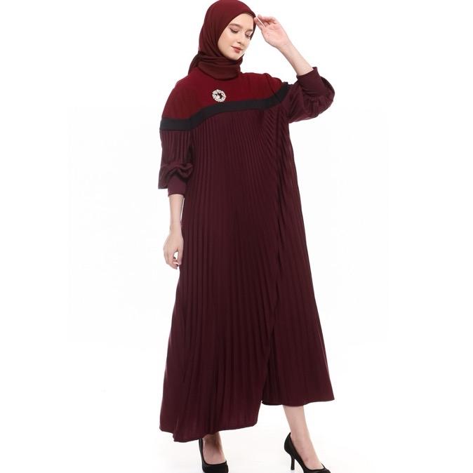 Busana Muslim//Gamis Plisket Combi Bahan Jersey Dan Knit Bawah Lebar Dan Mayung Ld 100-130