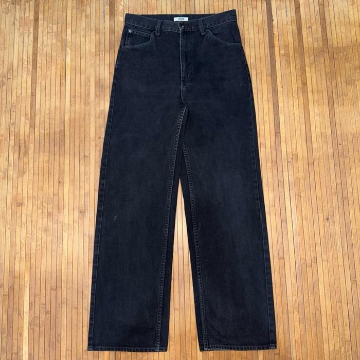 UNIQLO U UNDERCOVER BLACK WASH WIDE FIT DENIM JEANS