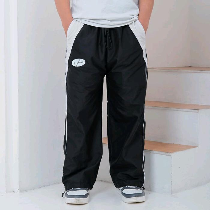 GUESS KING CLOTHING- BAGGY TRACKPANTS PARASUT BROKS - CELANA BAGGY PANTS NON REFLEKTIF Model Santai 
