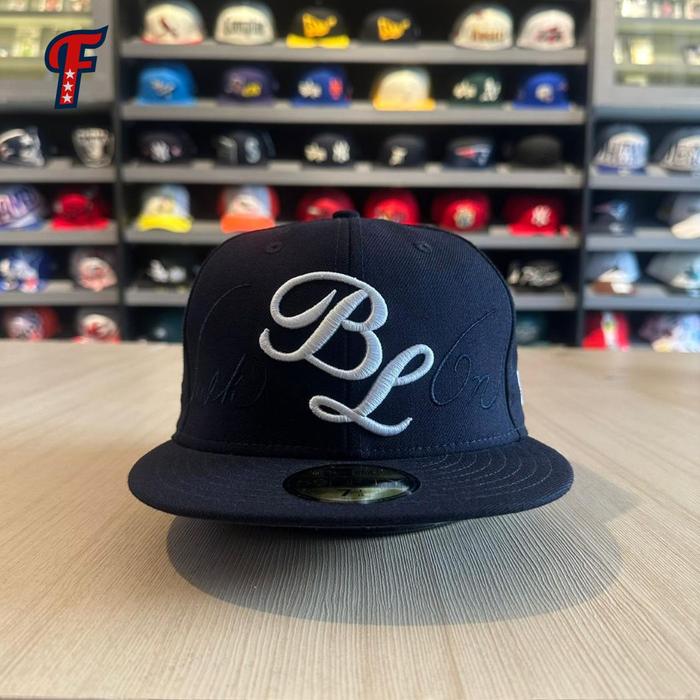 Topi New Era x Bruce Lee Collab Navy 59FIFTY Fitted Hat 100% Original