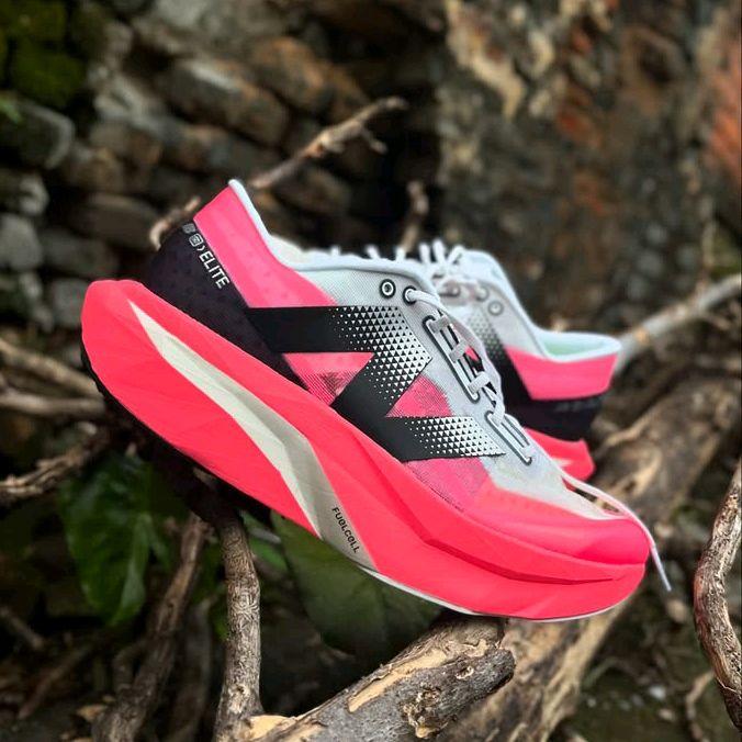 Sepatu Running Original NB Fuelcell Sc Elite V4 Red Black BNIB