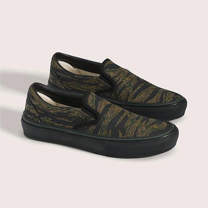 VANS SLIP ON SKATE TIGER CAMO GREEN BLACK ORIGINAL RESMI