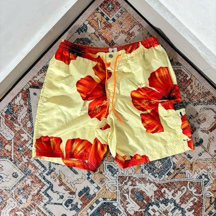CELANA PENDEK TOMMY HILFIGER FLOWER SECOND