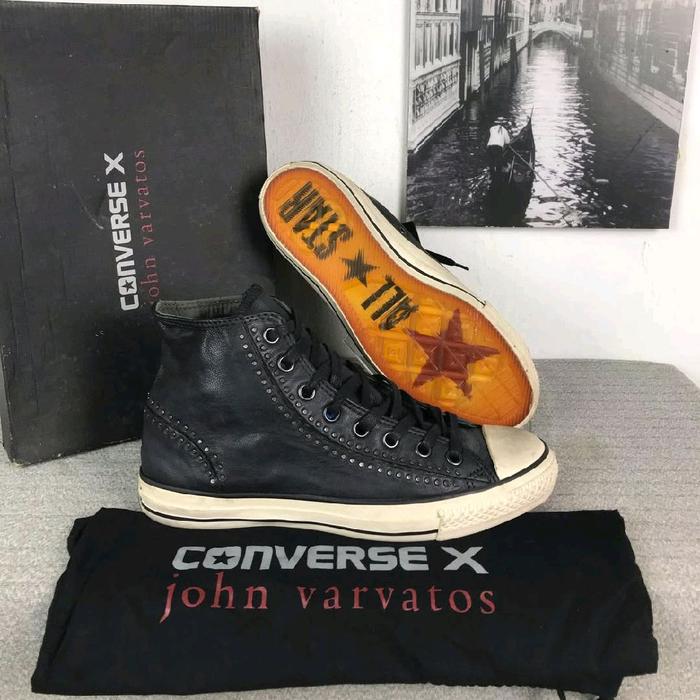 Sepatu Converse X John Varvatos Split seam Grey