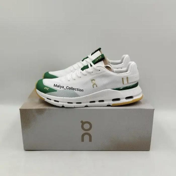SEPERTU OLAHRAGA LARI RUNNING UNISEX OC ON CLOUDNOVA FORM 2 REVOLVE FWRD WHITE ABUDANT GREEN
