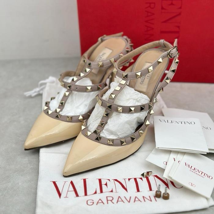 Valentino Garavani Rockstud Ankle Strap Patent Leather Heels BC381 100% Authentic