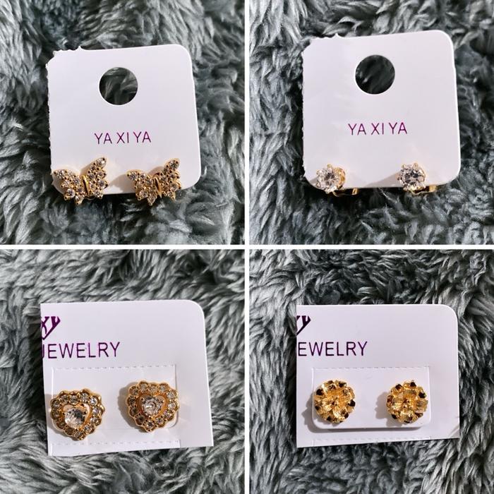 Anting tusuk/ anting stud/ giwang wanita