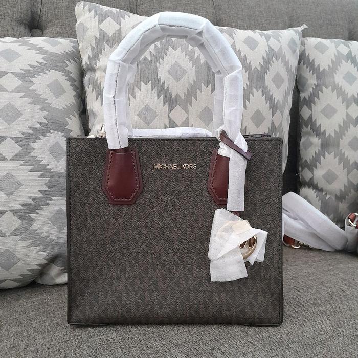 Tas wanita mk mercer messenger cross body bag signature oxblood roomy sling bag long strap adjust  t