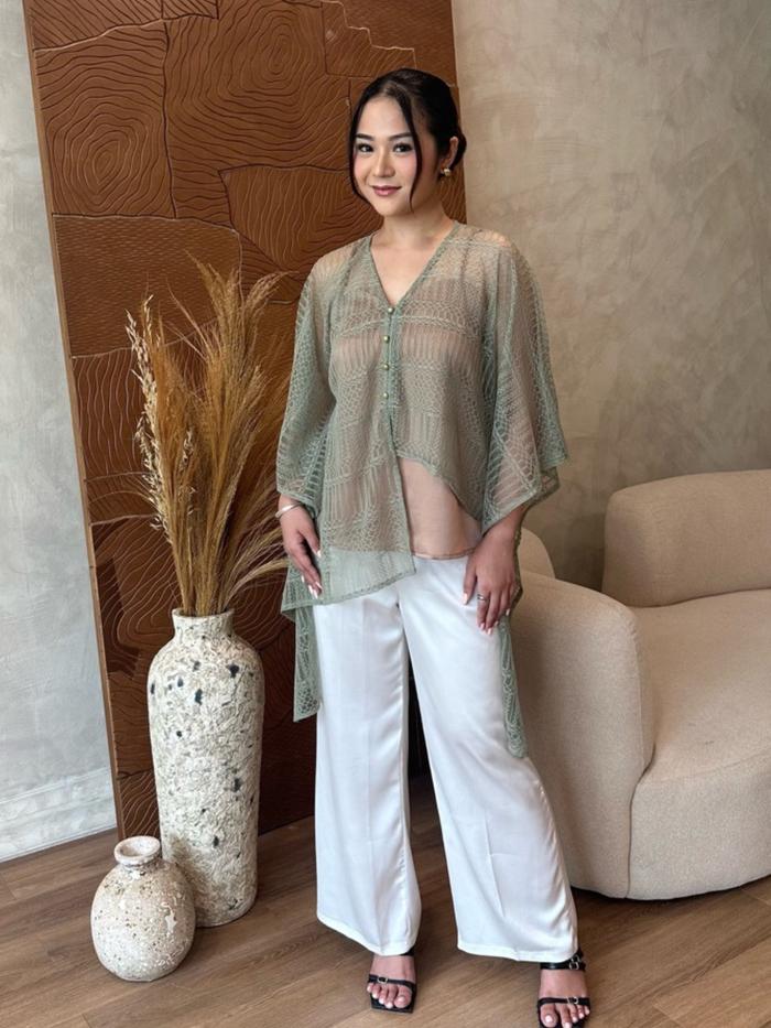 Zalima Kharis Kaftan Lace Set with Silk Satin Long Kulot / Baju Pesta / Set Formal / Baju Kasual / S