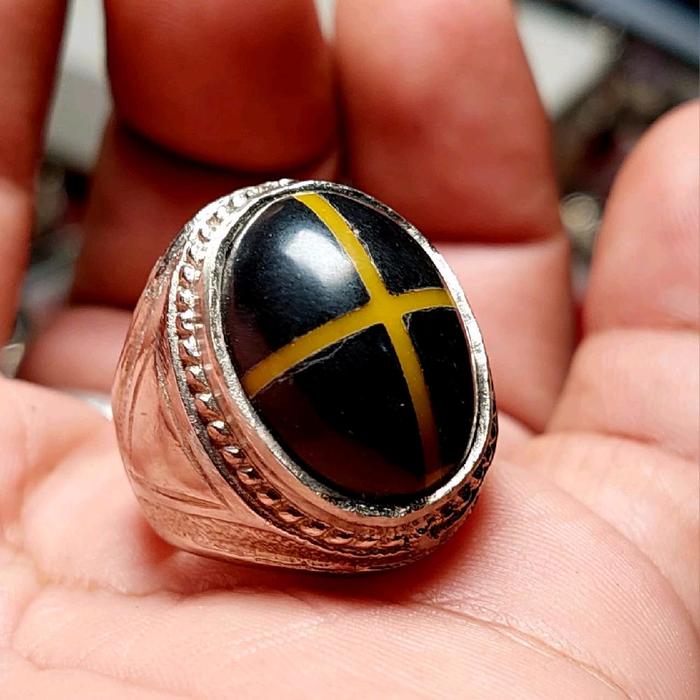 cincin batu kelor tapak jalak serat emas