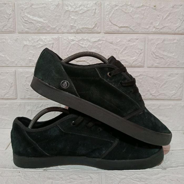 Sepatu Sneakers Volcom Grimm 2 Fullblack size - 42 fit to 42,5