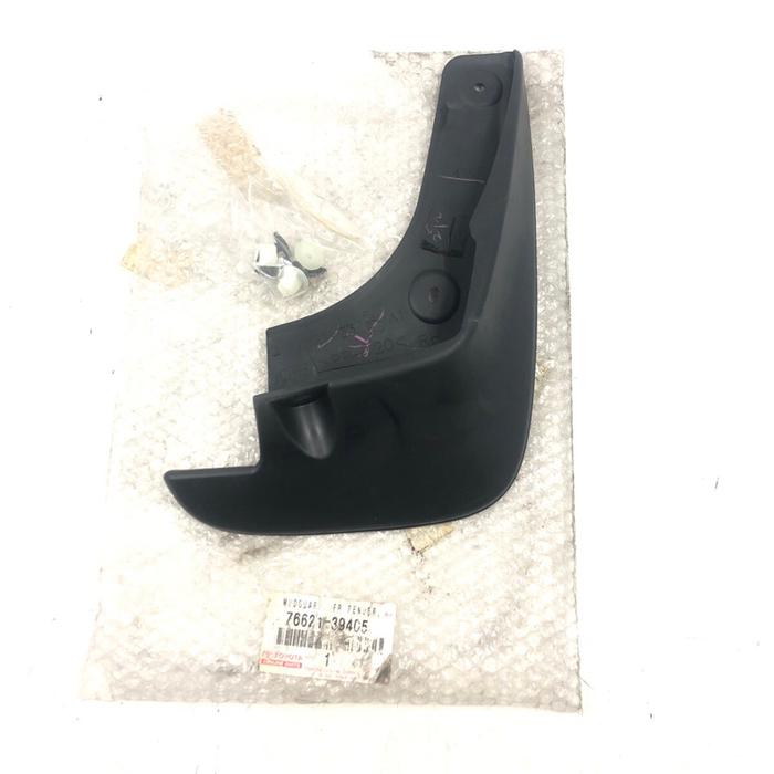 MUDGUARD FRONT RH TOYOTA CAMRY SXV20-MCV20 76621-39405