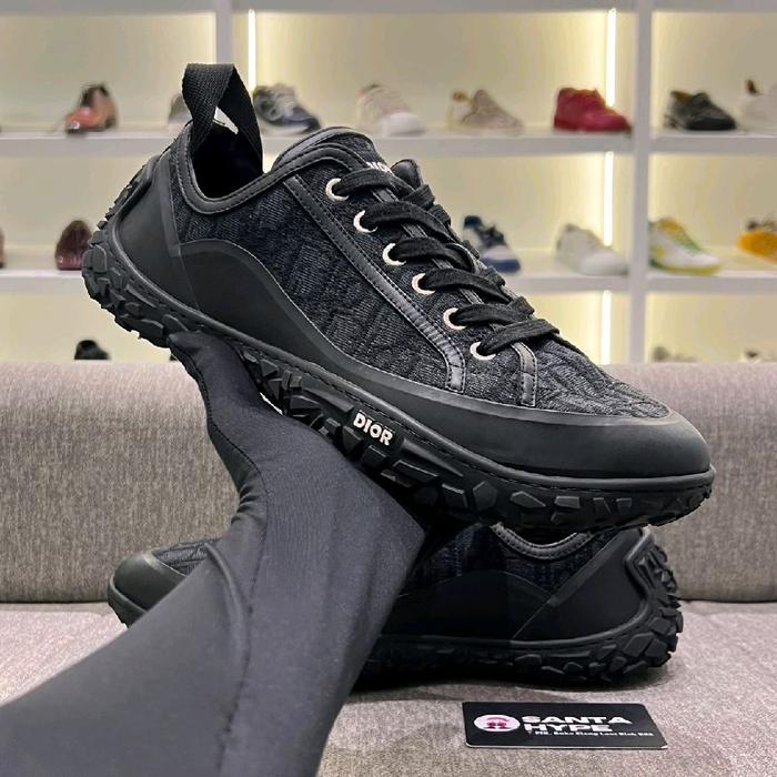 D10r 0blique B28 Low Sneakers