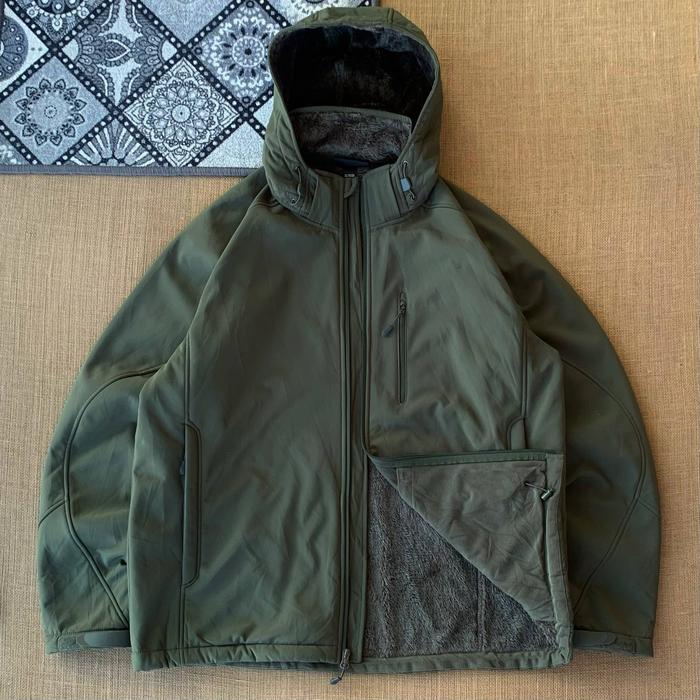 jaket Kirkland Softshell size XL (seperti baru) 100% original 260526E