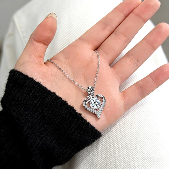 Moissanite Rose Heart Necklace 1Ct 18K White Gold Moissanite Plated Set D Color Pendant Necklace For