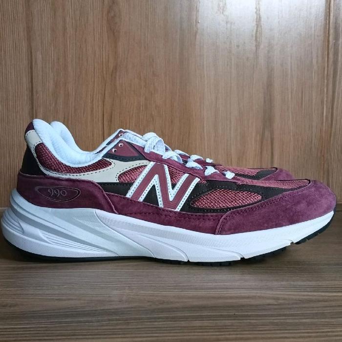 Sepatu Running Casual Pria New Balance 990v6 USA