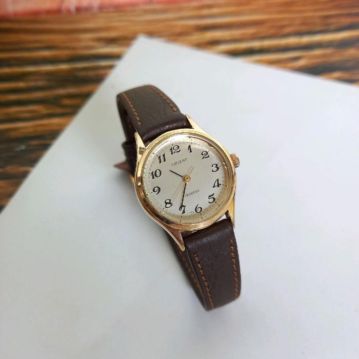 jj03351 jam tangan wanita orient quartz gold plated