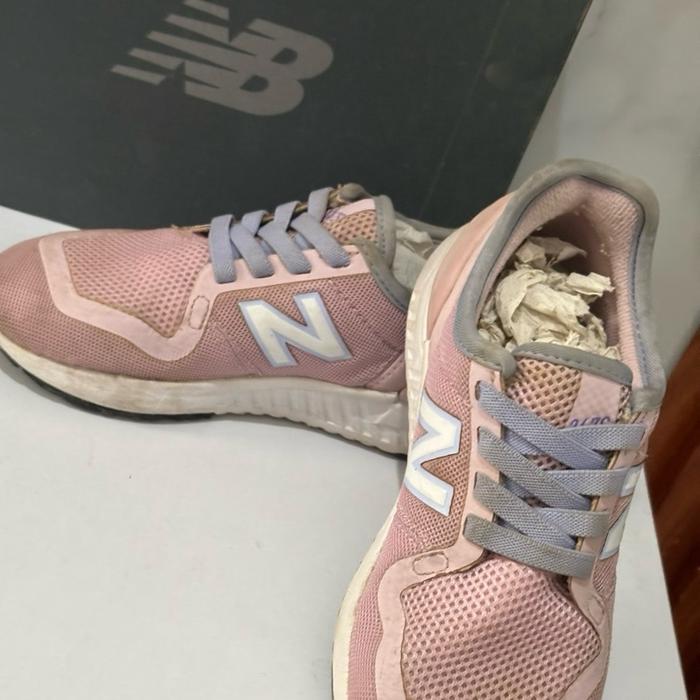 Sepatu anak new balance second original