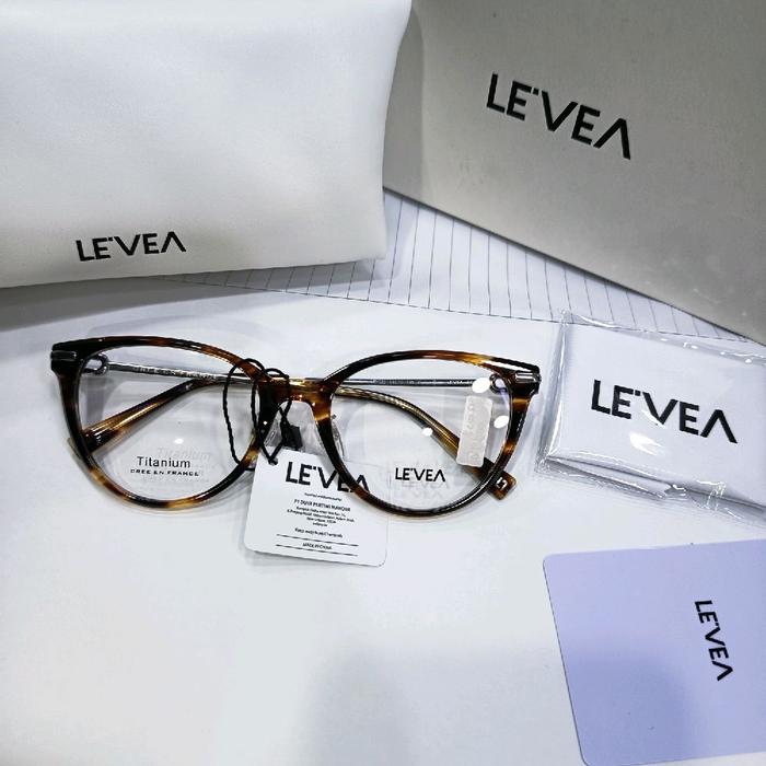 Kacamata Levea Frame Cat Eye Brown Demi Asli Titanium Stylish dengan Desain Kekinian dari LEVEA Tita