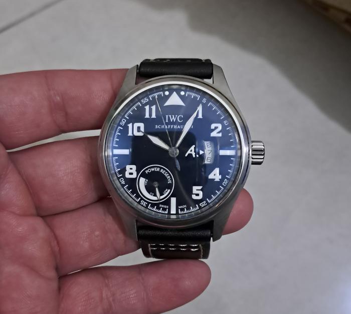 jam tangan IWC pilot otomatik