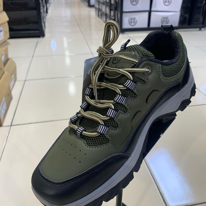 Sepatu pria brand ilooks17