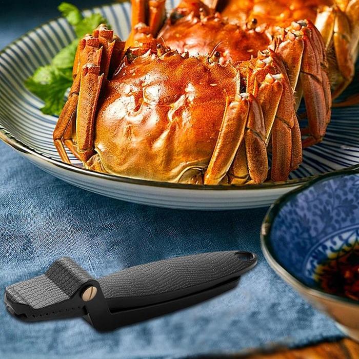 Nut Crackers Multifunctional Press Nut Cracker Crab Crackers and