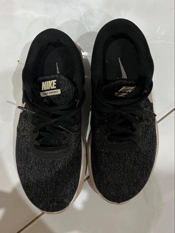 Nike Women Flex Contact US 6.5