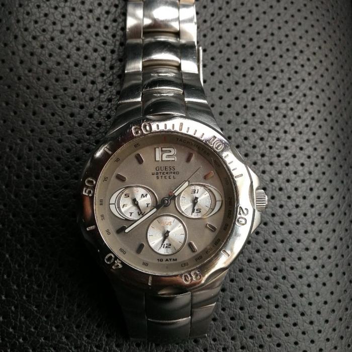 Jam tangan pria Guess original stainless steel