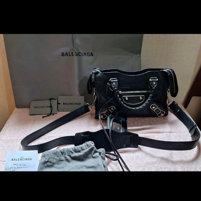 READY PRELOVED VGC BALENCIAGA CITY EDGE MINI SHW BLACK 2023