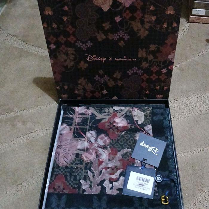 Buttonscarves TheDreamPark Black