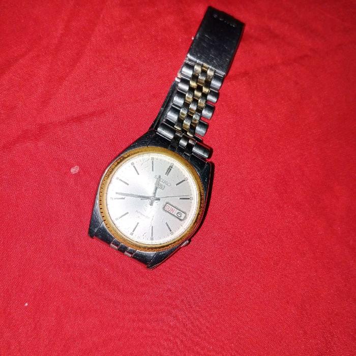 Jam Tangan Second