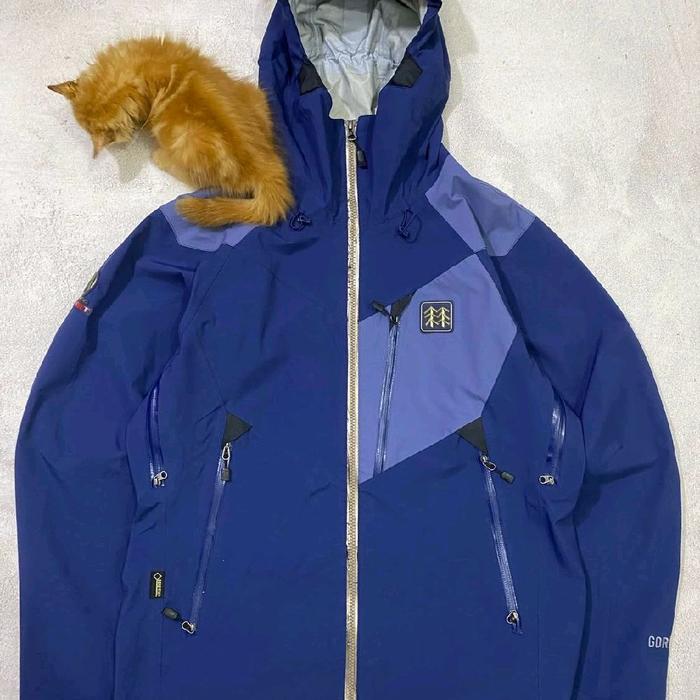 JAKET KOLON SPORT GORETEX – TECHNICAL EXPERT WELDING TECHNOLOGY – GROPCORE STYLE
