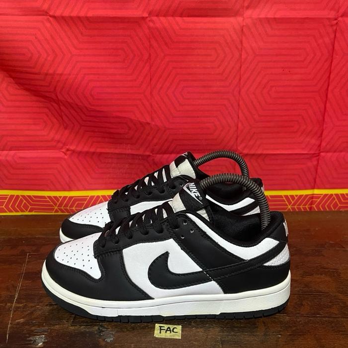 Sepatu second branded nike sb panda size 37,5