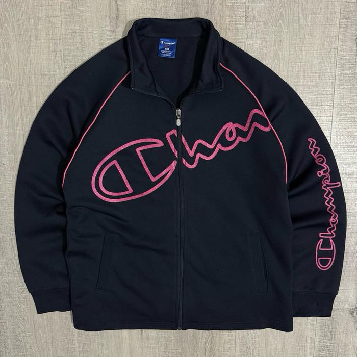 Jaket champion big logo hand script tracktop size M