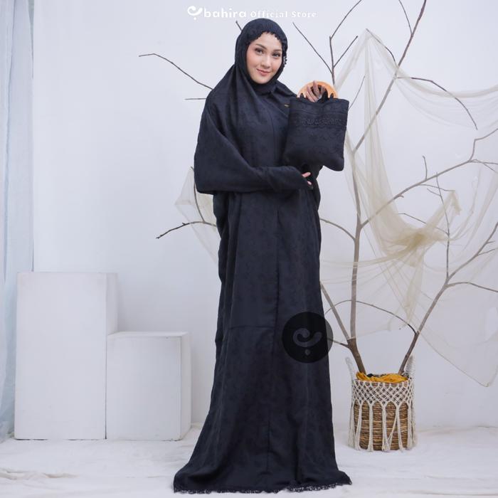 BAHIRA - Mukena Terusan Sutra Paris Hitam Full Bordir Renda Bawah Polos