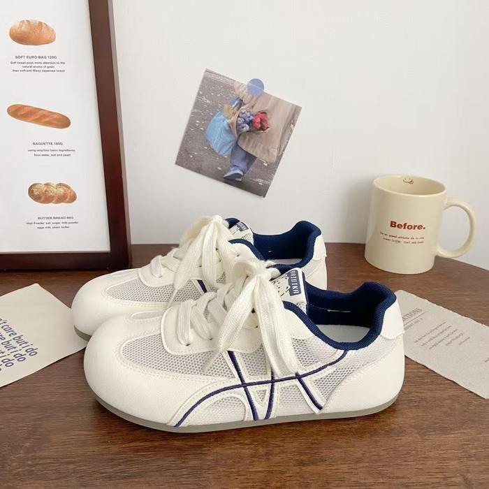 Sepatu Sneakers "Ugly Cute" Wanita 2026 – Model Jerman & Ar-Gan, Mesh Super Adem, Gaya Korea Unik (N