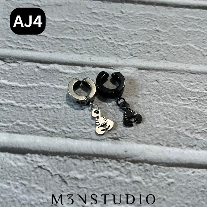 Anting Jepit Pria Titanium Asli Motif Anti Karat Hitam Silver / Anting Pria Titanium / Anting Jepit 