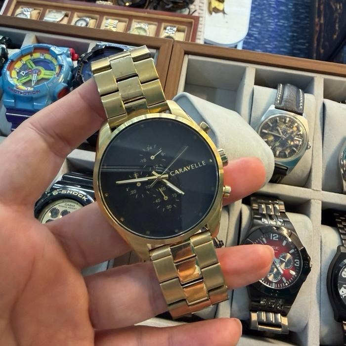Caravelle jam tangan emas pria